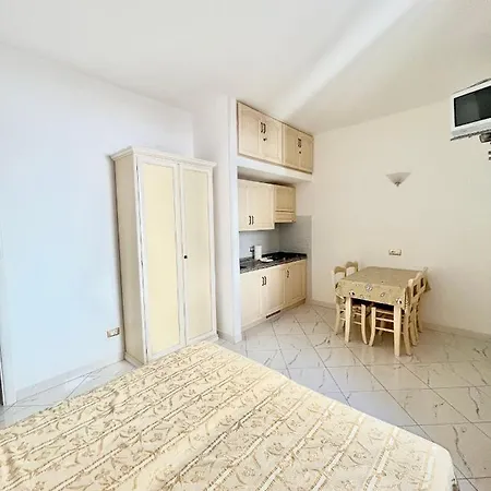La Mimosa House 公寓 *